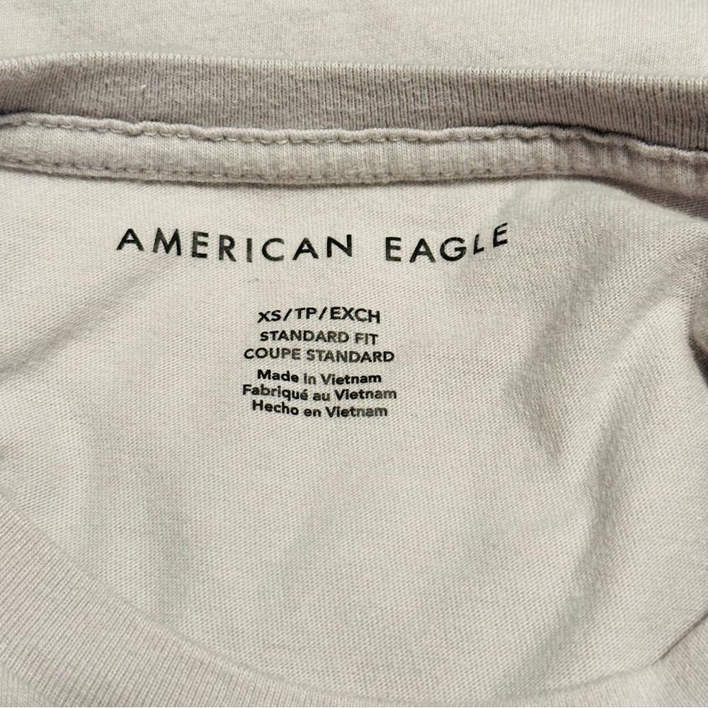 Men’s AE T-Shirt Size XS - Picture 3 of 3